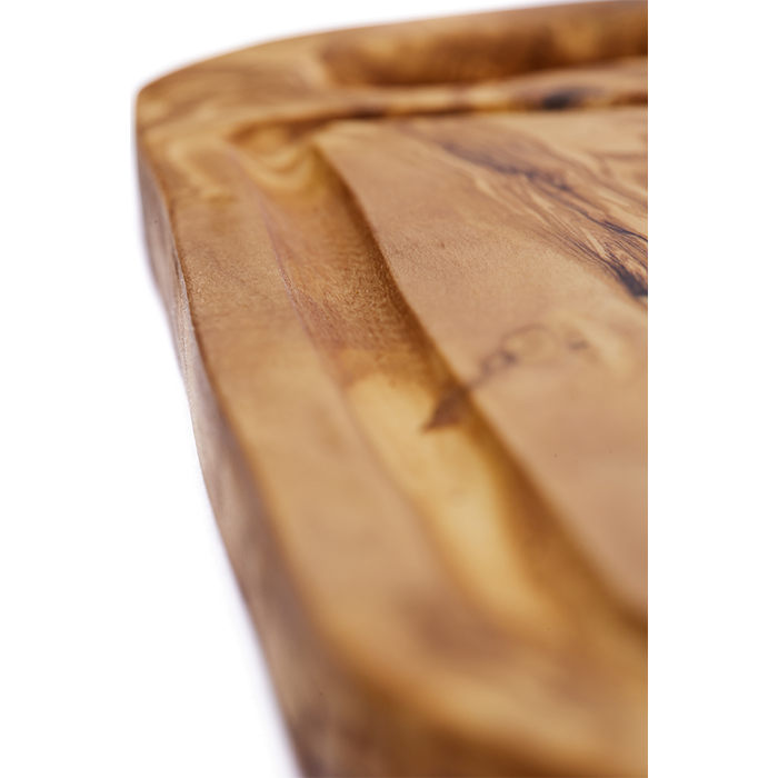 Detalji na steak dasci od maslinovog drveta.